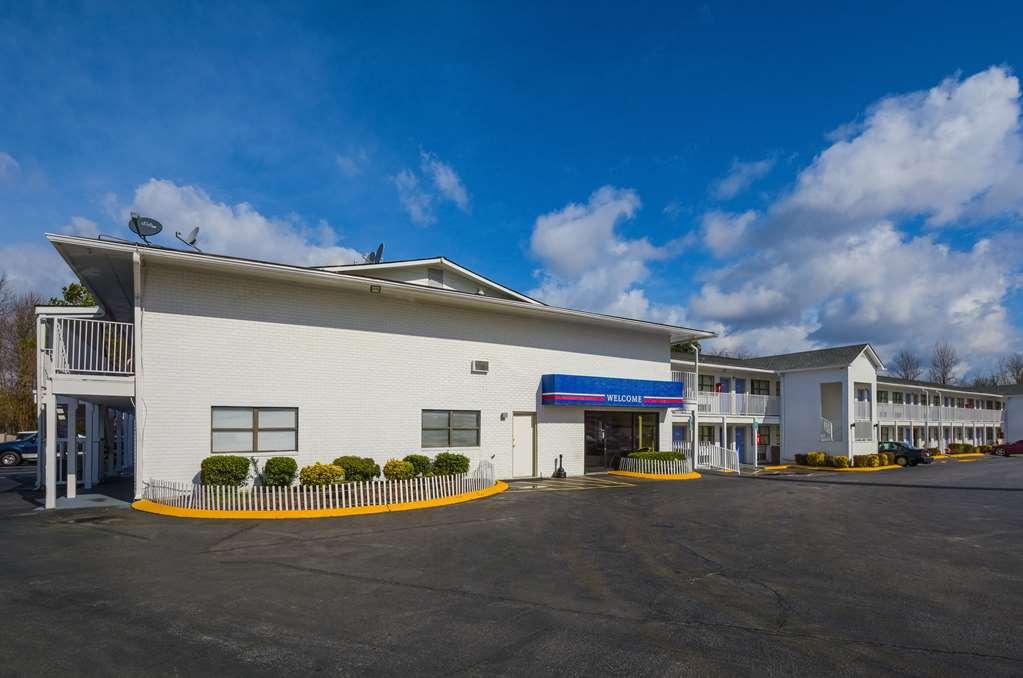 Motel 6 Chattanooga East Exteriör bild