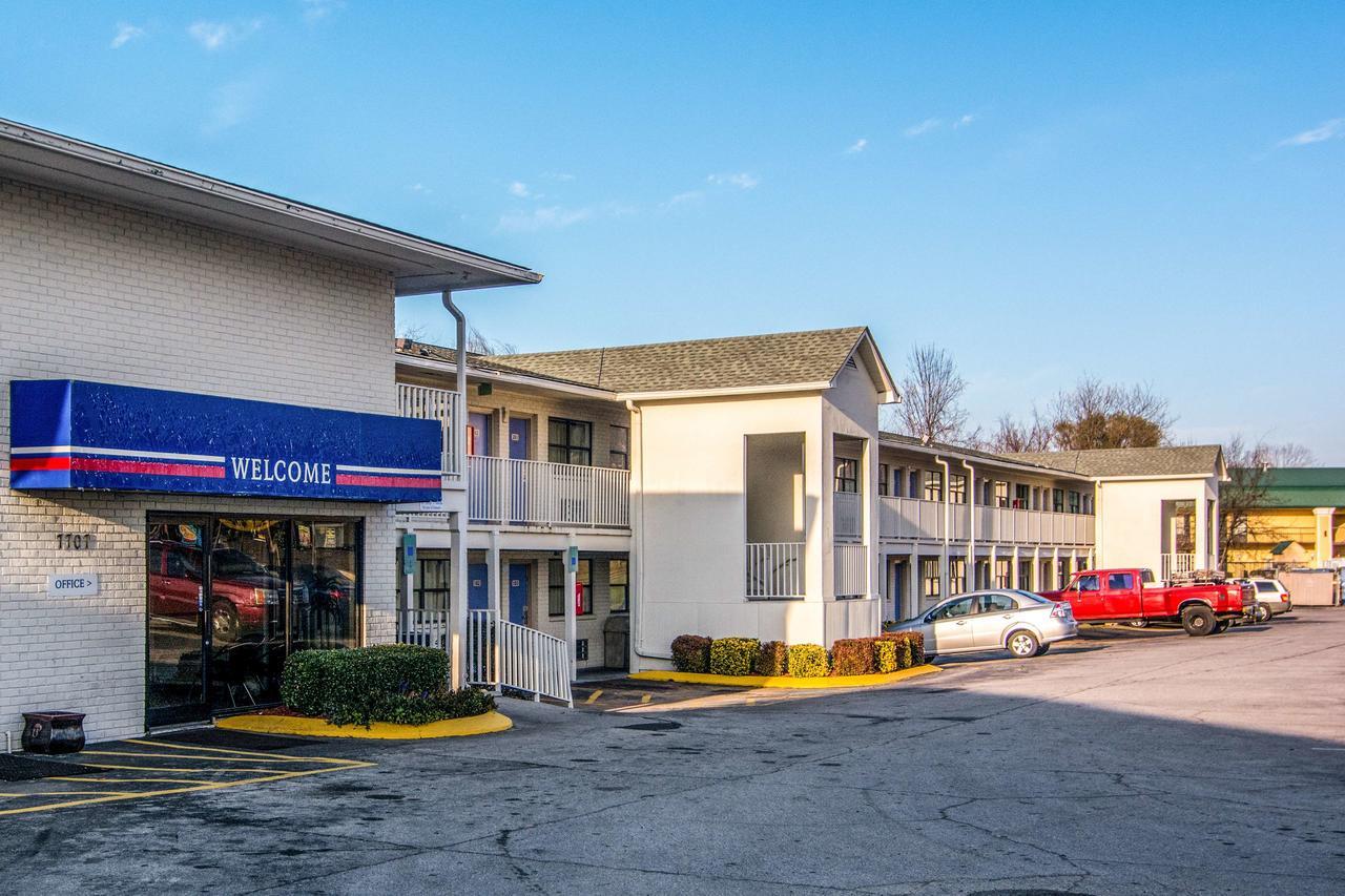 Motel 6 Chattanooga East Exteriör bild